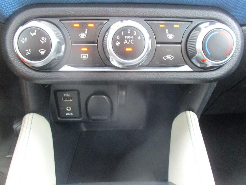 Nissan Micra 1.0i 52kW*NAVI*VÝHŘEV*KLIMA - fotka 23 z 49