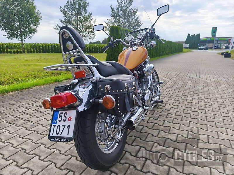 Yamaha XV 1100 Virago (1995) - fotka 6 z 10