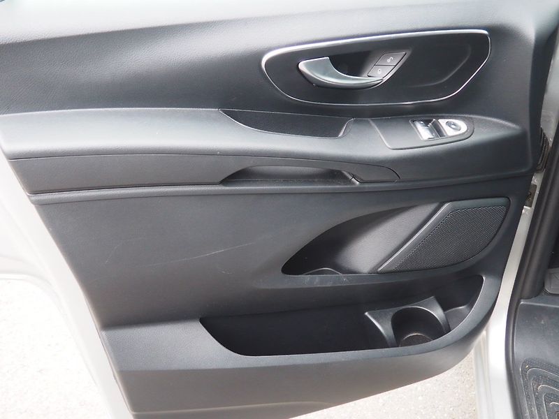 Mercedes-Benz Vito (2020) 250d 140 kW, Webasto, Automat - fotka 9 z 30