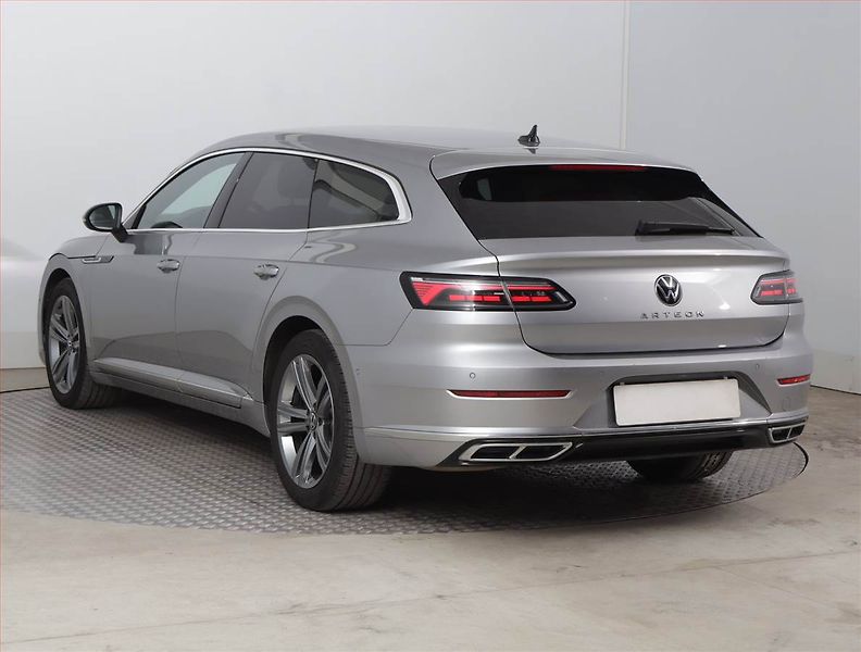 Volkswagen Arteon (2023) R-line 2.0 TDI - fotka 4 z 22