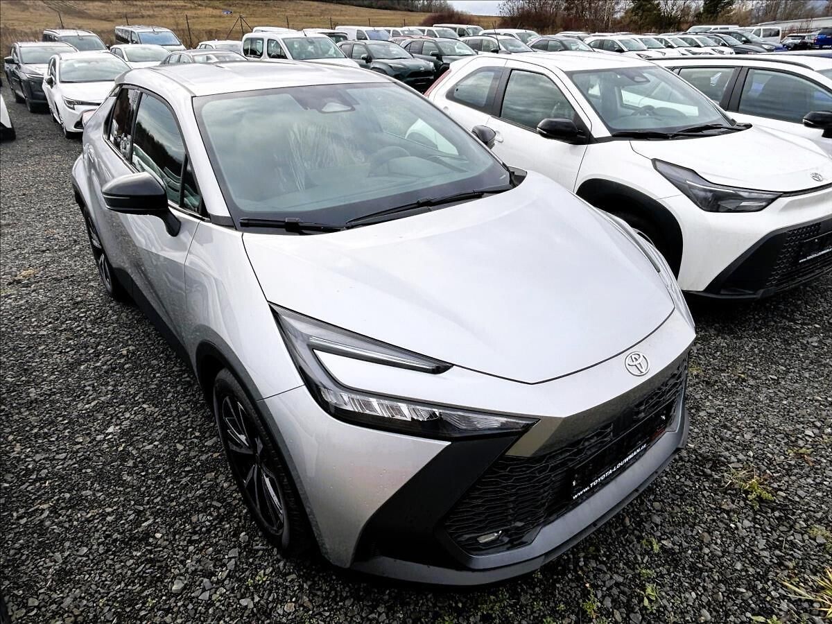 Toyota C-HR 1,8   Style HEV CVT