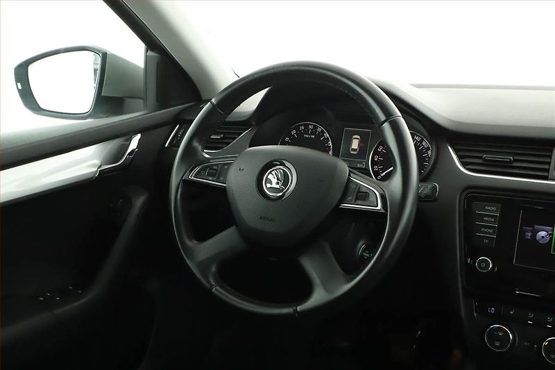 Škoda Octavia (2014) Style 2.0 TDI, Serv.kniha - fotka 12 z 14