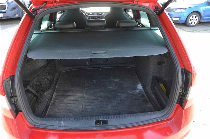 Škoda Octavia (2014) COMBI III.2,0 TDI  RS DSG - fotka 21 z 22