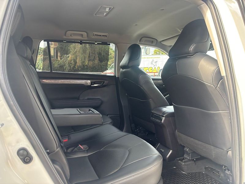 Toyota Highlander 2.5HEV e-CVT.CZ.DPH.PRESTIGE.1 - fotka 34 z 40