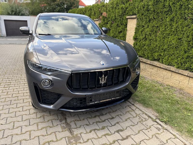 Maserati Levante (2023) 430PS- MODENA-S-TOP-SKLADEM- - fotka 8 z 27