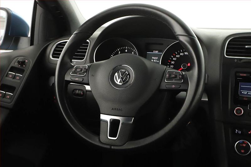 Volkswagen Golf (2014) 1.2 TSI, Tempomat - fotka 12 z 15