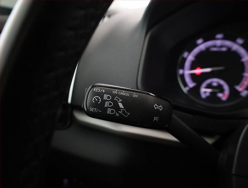 Škoda Karoq (2019) 1.5 TSI - fotka 19 z 21