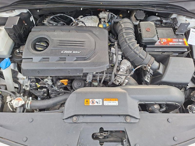Hyundai i40 (2018) SW 1.7CRDi 104kW -ČR-KAMERA - fotka 27 z 38