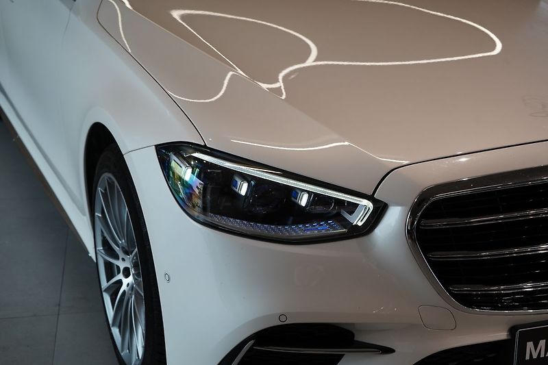 Mercedes-Benz Třídy S 400d 4MATIC L, AMG, Panorama - fotka 5 z 50