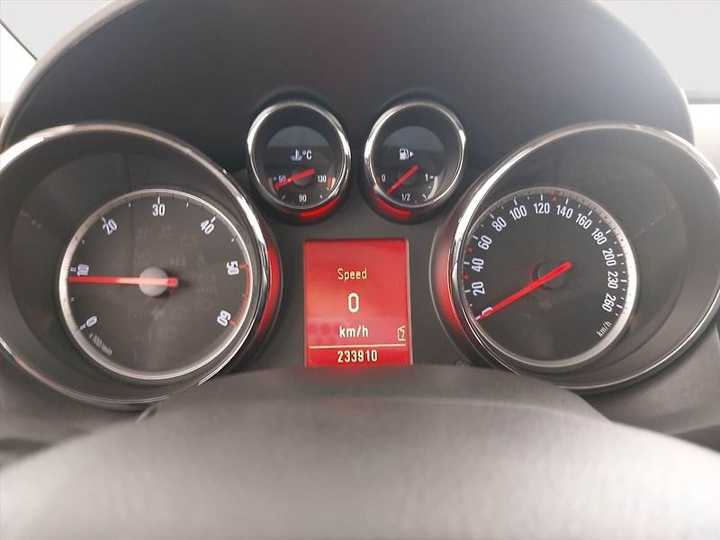 Opel Astra (2011) 1.7 CDTI, po STK, dobrý stav - fotka 11 z 20