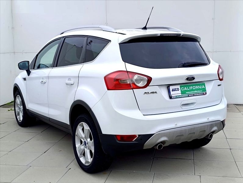 Ford Kuga 2,0 TDCi 4x4 NAVI KŮŽE KAMERA - fotka 10 z 25