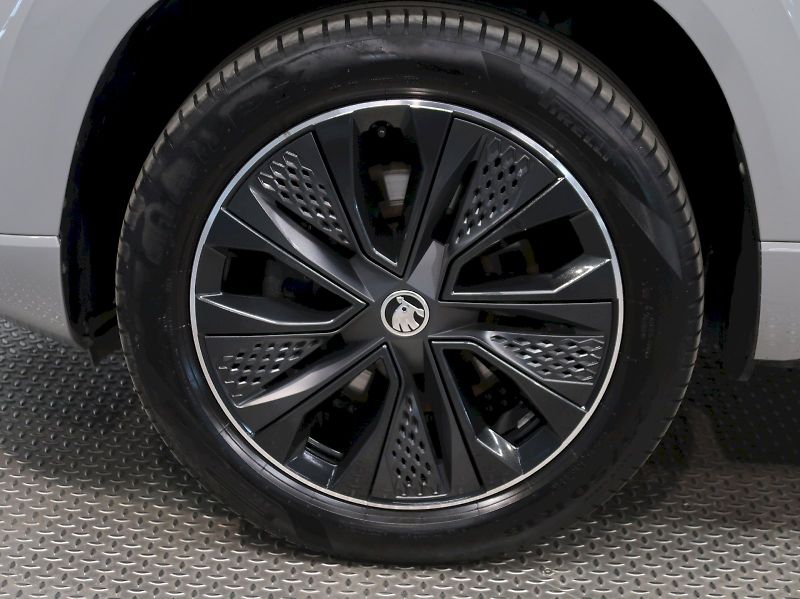 Škoda Karoq (2022) SPORTLINE 2.0TDI 110KW 4x4 DSG - fotka 12 z 41