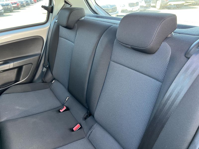 Škoda Citigo 1.0MPi 44kw ABS ASR KLIMA - fotka 21 z 36
