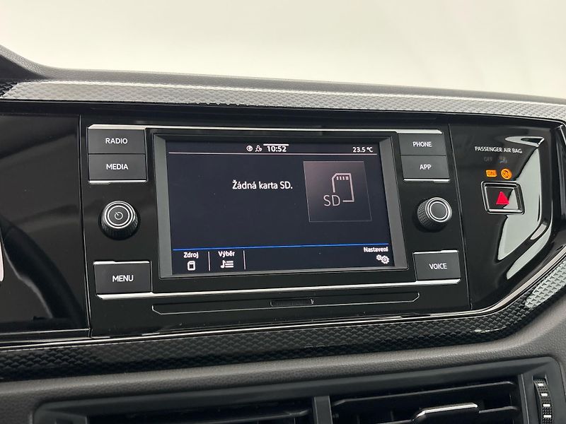 Volkswagen Polo Life - fotka 25 z 27