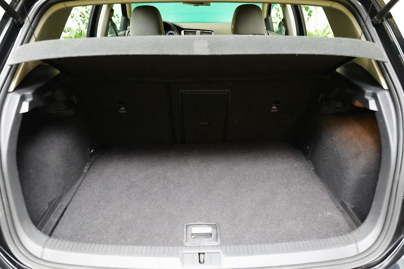 Volkswagen Golf - fotka 24 z 24