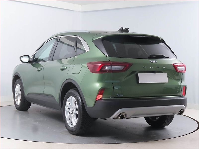 Ford Kuga (2024) Titanium 1.5 EcoBoost - fotka 4 z 15