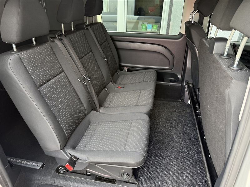 Mercedes-Benz Vito 116CDI XL,4x4,AT,6míst,1maj - fotka 20 z 26