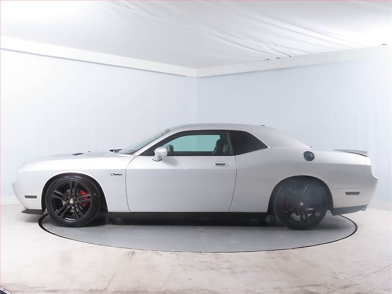 Dodge Challenger (2009) 3.5 V6, Automat, Kůže - fotka 3 z 15