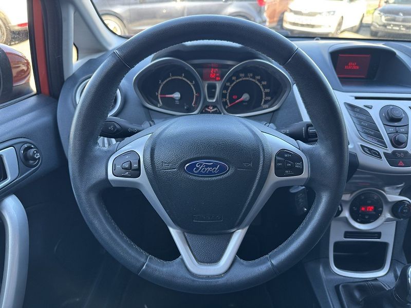 Ford Fiesta (2011) 1.6i Titanium Digi Klima WP - fotka 7 z 50