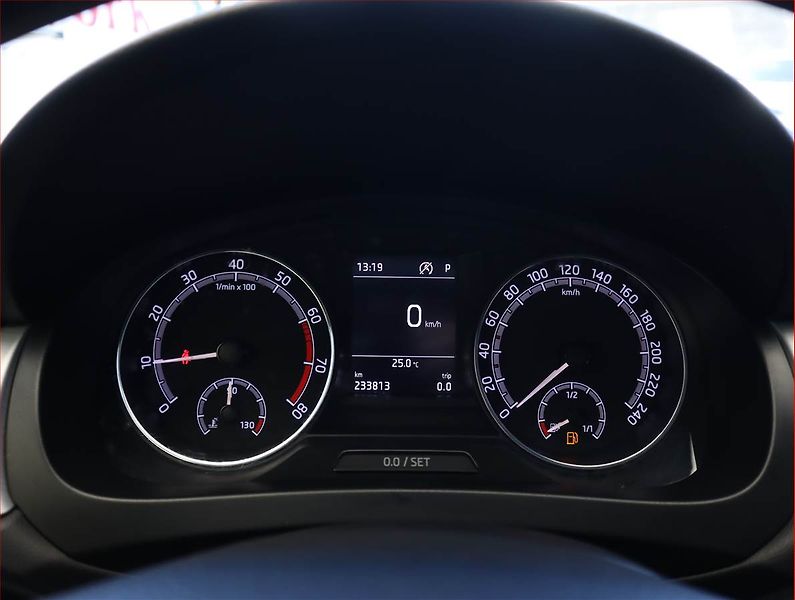 Škoda Rapid (2018) 1.0 TSI, Automat, Serv.kniha - fotka 11 z 20