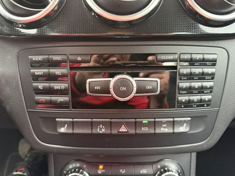Mercedes-Benz Třídy B B 180 CDi 80kW - fotka 22 z 32