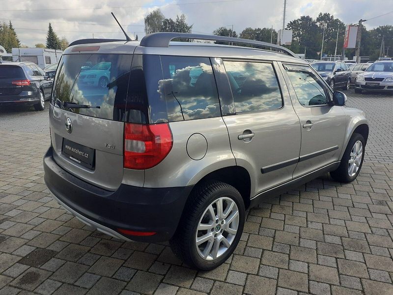 Škoda Yeti (2013) 1.2 TSI AMBIENTE - fotka 4 z 37