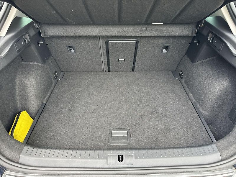 Cupra Formentor (2022) 1.5 TSI DSG - fotka 27 z 33
