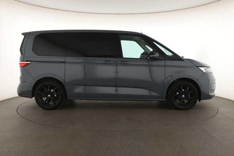 Volkswagen Multivan (2024) 2.0 TDI - fotka 6 z 20