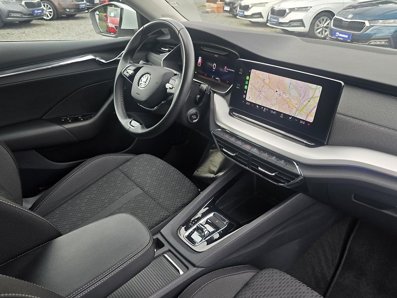 Škoda Octavia 2.0TDI 110KW DSG STYLE+ MATRIX - fotka 23 z 39