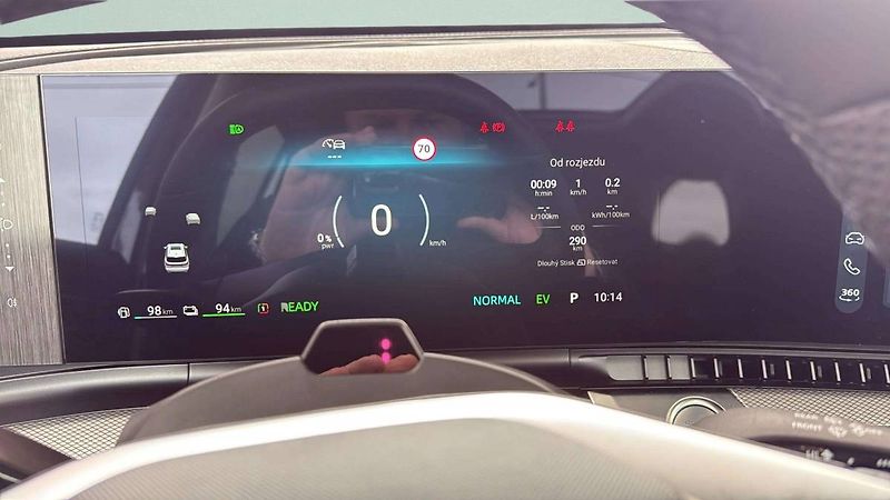 MG Ostatní S9 PHEV EXCLUSIVE (220 kw/ 299 - fotka 17 z 28