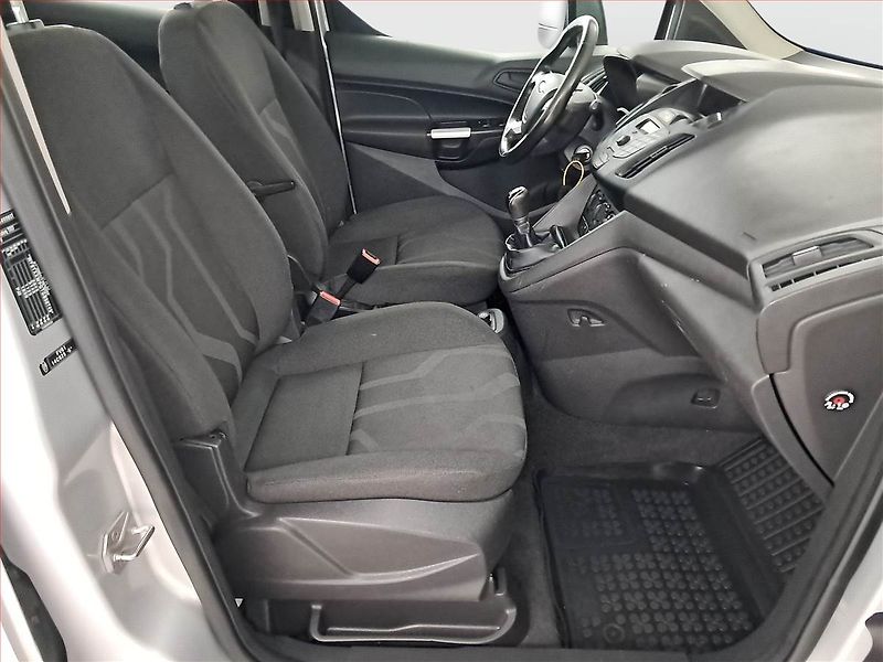 Ford Tourneo Connect (2016) Trend 1.5 TDCi, 5Míst - fotka 9 z 16