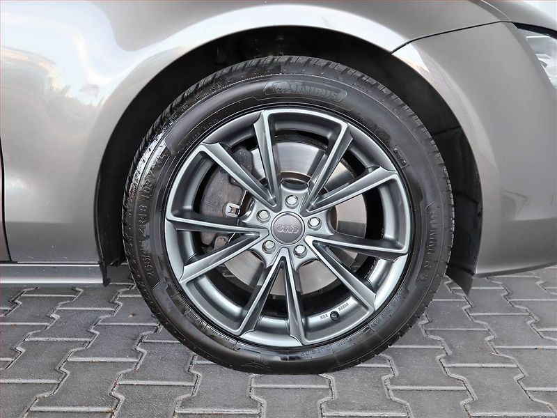 Audi A7 (2010) 3.0 TDI, 4X4, Automat, Navi - fotka 15 z 21
