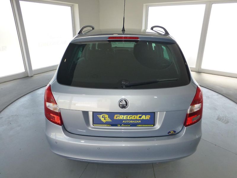 Škoda Fabia (2011) 1,2TSI*DIGIKLIMA*PARK S*VYHŘ.S - fotka 7 z 24