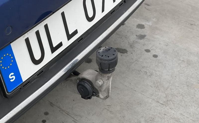 Mercedes-Benz EQE 350+ Avantgarde Ambient - fotka 8 z 23
