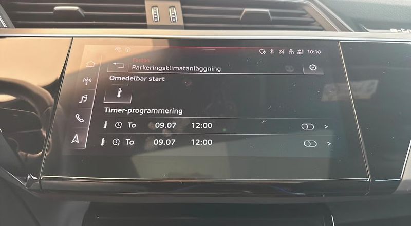 Audi Q8 e-tron SB 50 Q 360k Pano Matrix Tažné - fotka 18 z 21