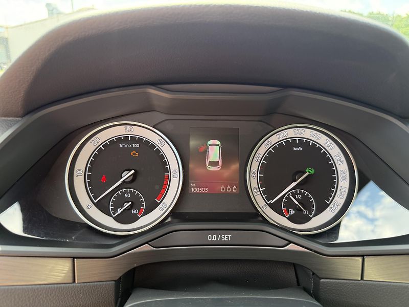 Škoda Superb (2021) Style 2,0 TDI 110 kW DSG - aut - fotka 16 z 25