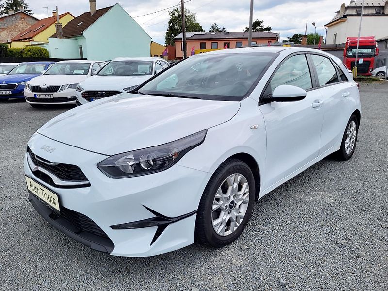 Kia Ceed 1.5 T-GDI 118kW *ČR - fotka 1 z 47