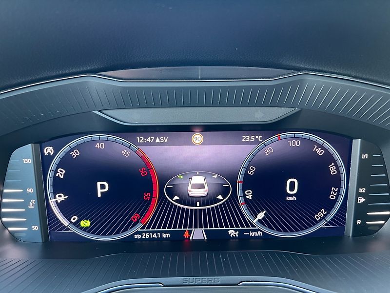 Škoda Superb (2023) Style 2.0TDI 110KW DSG! Tažné! - fotka 32 z 45