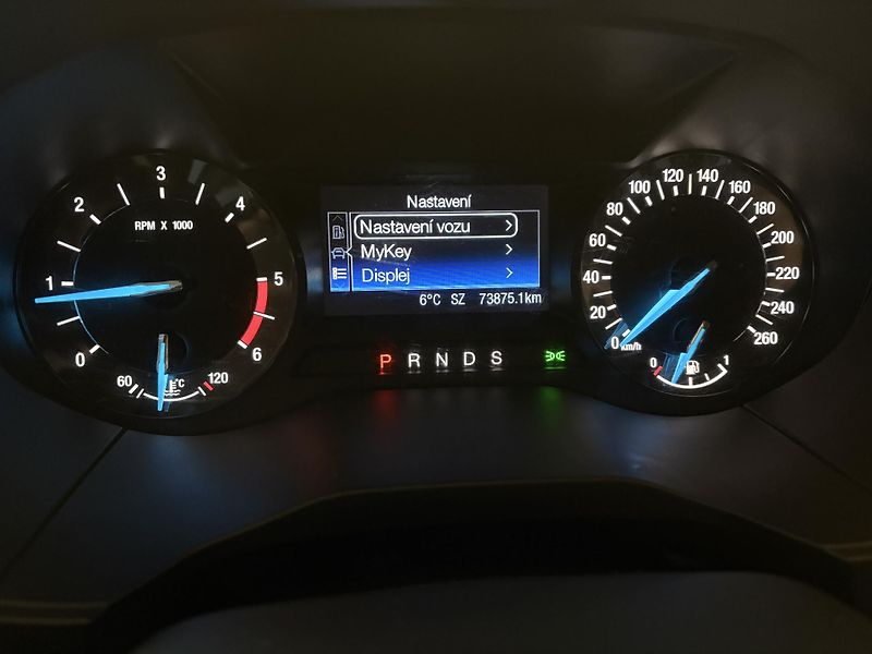 Ford Galaxy (2017) 2.0 TDCi 110 kW  7 MÍST - fotka 15 z 17