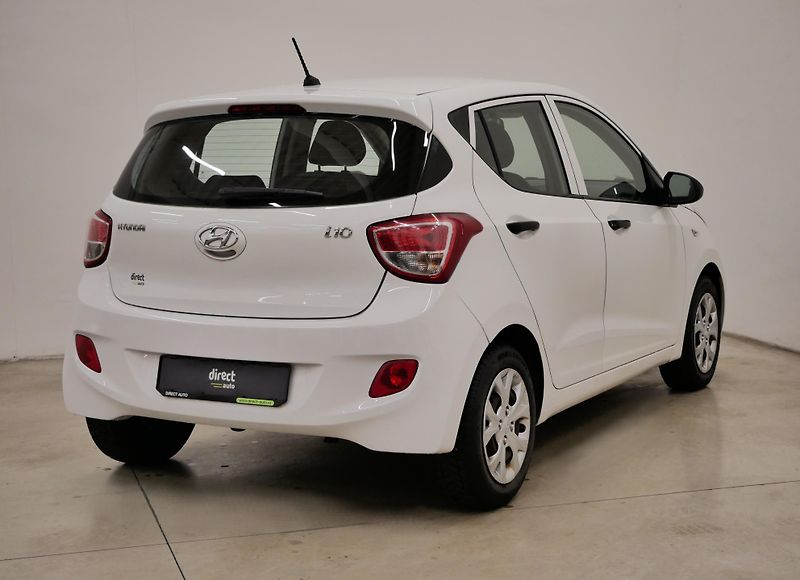 Hyundai i10 - fotka 2 z 22
