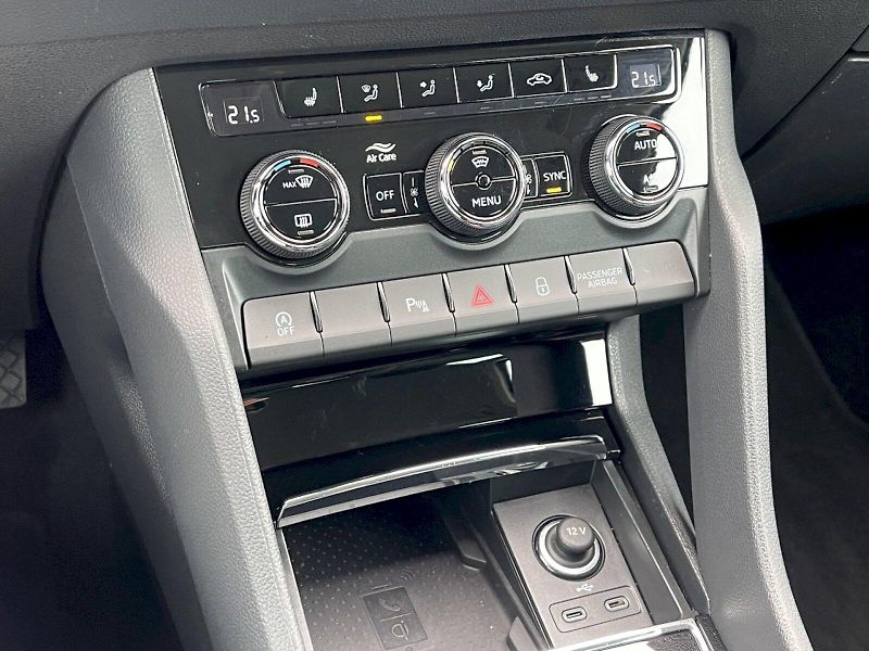 Škoda Karoq (2023) 1.5 TSI 110kW DSG Style Plus - fotka 13 z 31