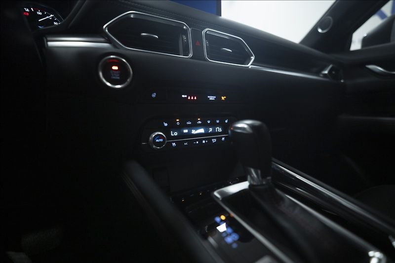Mazda CX-5 2,5 SKYACTIV-G AWD NAVI KAMERA - fotka 26 z 43