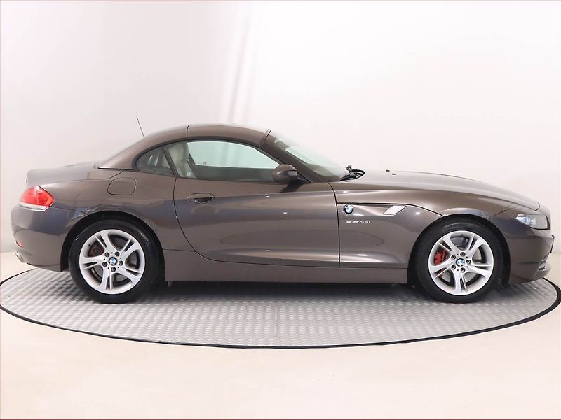 BMW Z4 (2009) sDrive35i, Automat, Serv.kniha - fotka 15 z 17