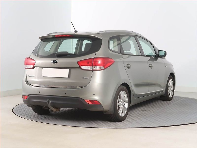 Kia Carens (2013) 1.7 CRDi, Tempomat - fotka 5 z 16