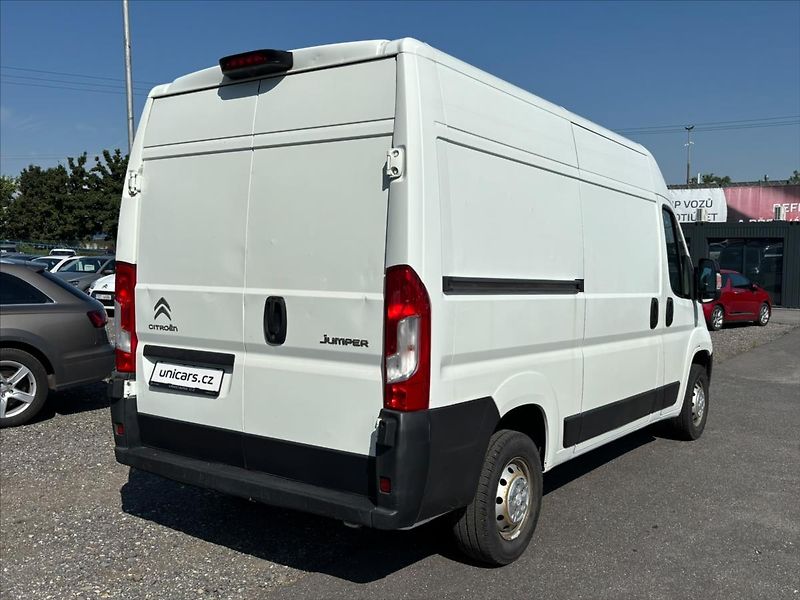 Citroën Jumper 2,0 BlueHDi  L2H2 - fotka 6 z 29