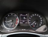 Škoda Fabia (2015) 1.2 TSI, Tempomat - náhled 11