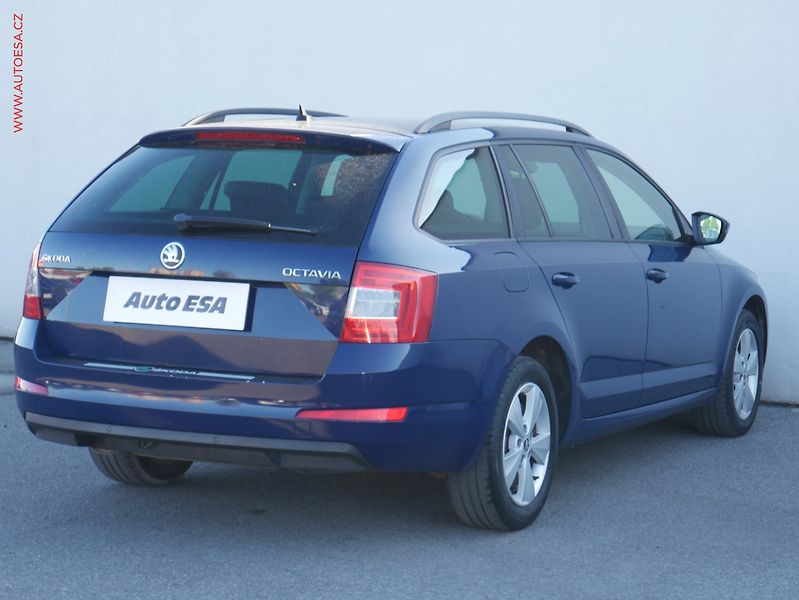 Škoda Octavia (2014) 2.0 TDi, Elegance, navi - fotka 4 z 20