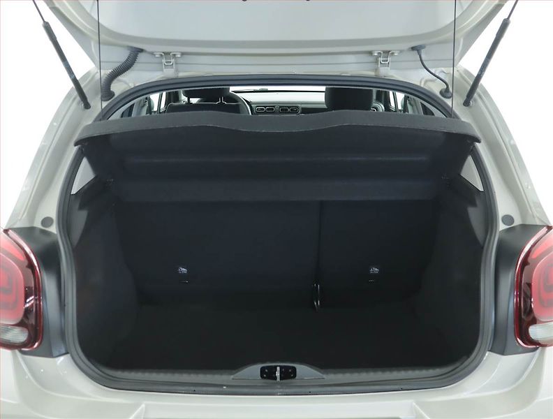 Citroën C3 (2024) 1.2 PureTech, Park. senzory - fotka 14 z 15