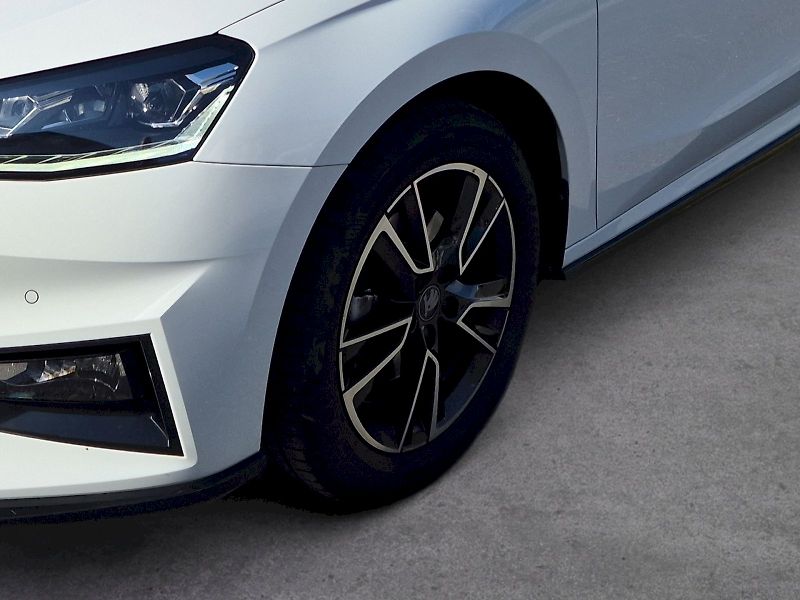 Škoda Fabia (2025) Monte Carlo 1.0TSi 85kW 6°manu - fotka 26 z 26