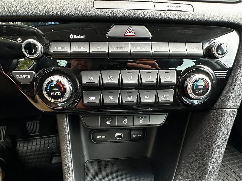 Kia Sportage 1,6 TDGI 97kW-CZ - fotka 30 z 41